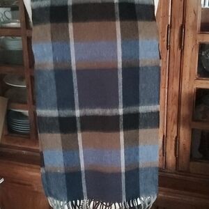 Brand new scarf